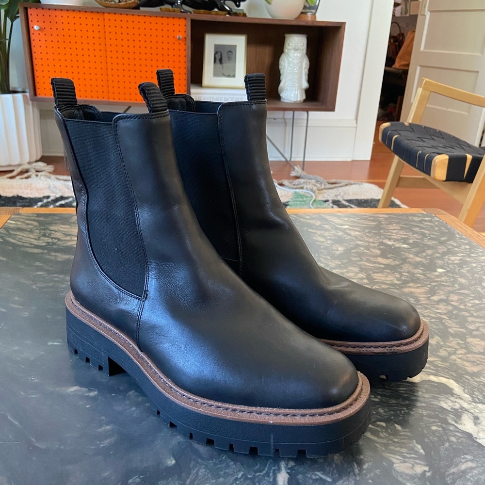 Sam Edelman Laguna Chelsea Boots Size 10